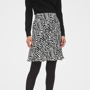 Banana Republic Fast Zebra Slip Skirt